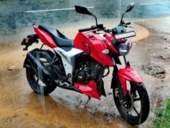 TVS Apache RTR 160 4V